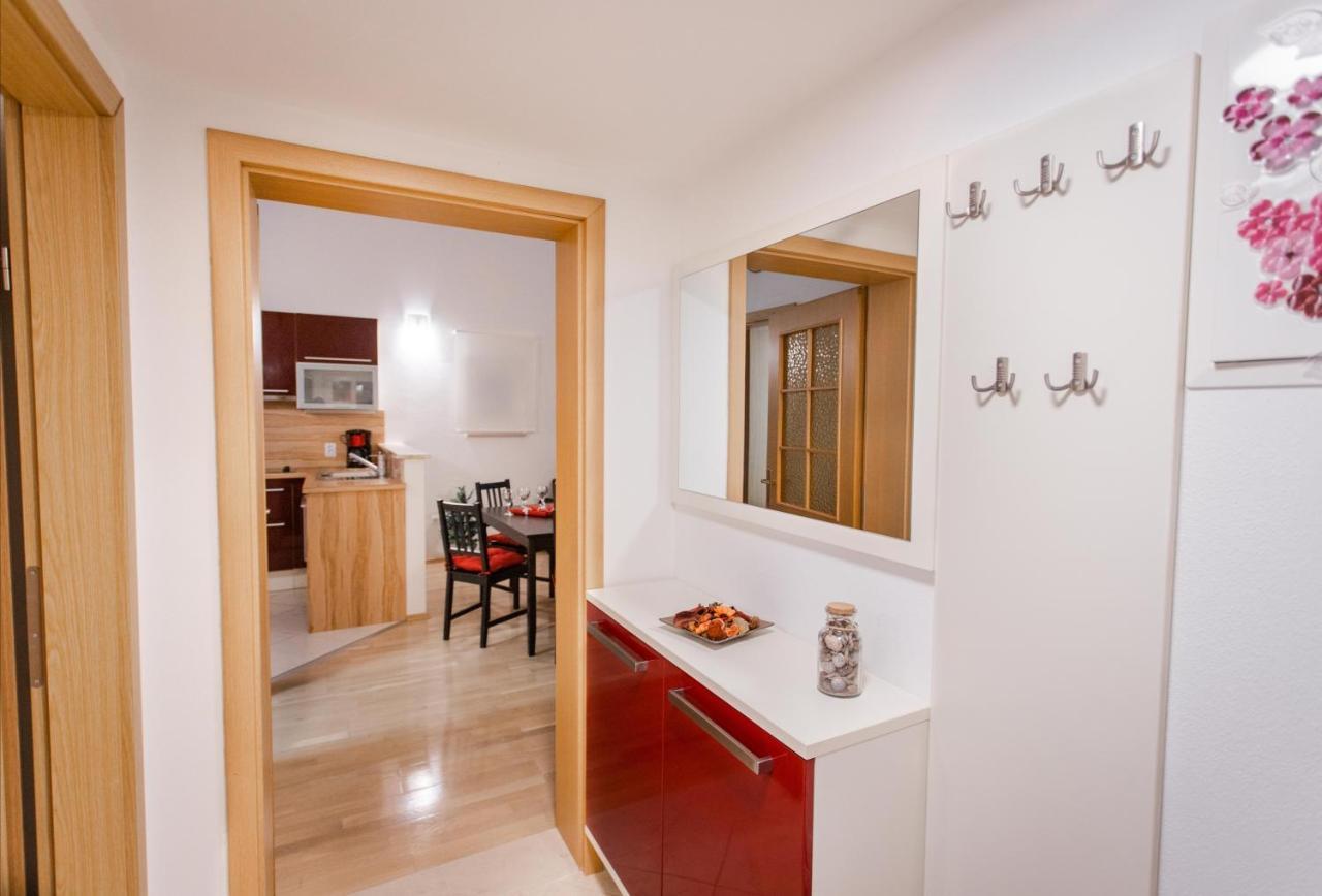 Five Apartment Брела Екстериор снимка