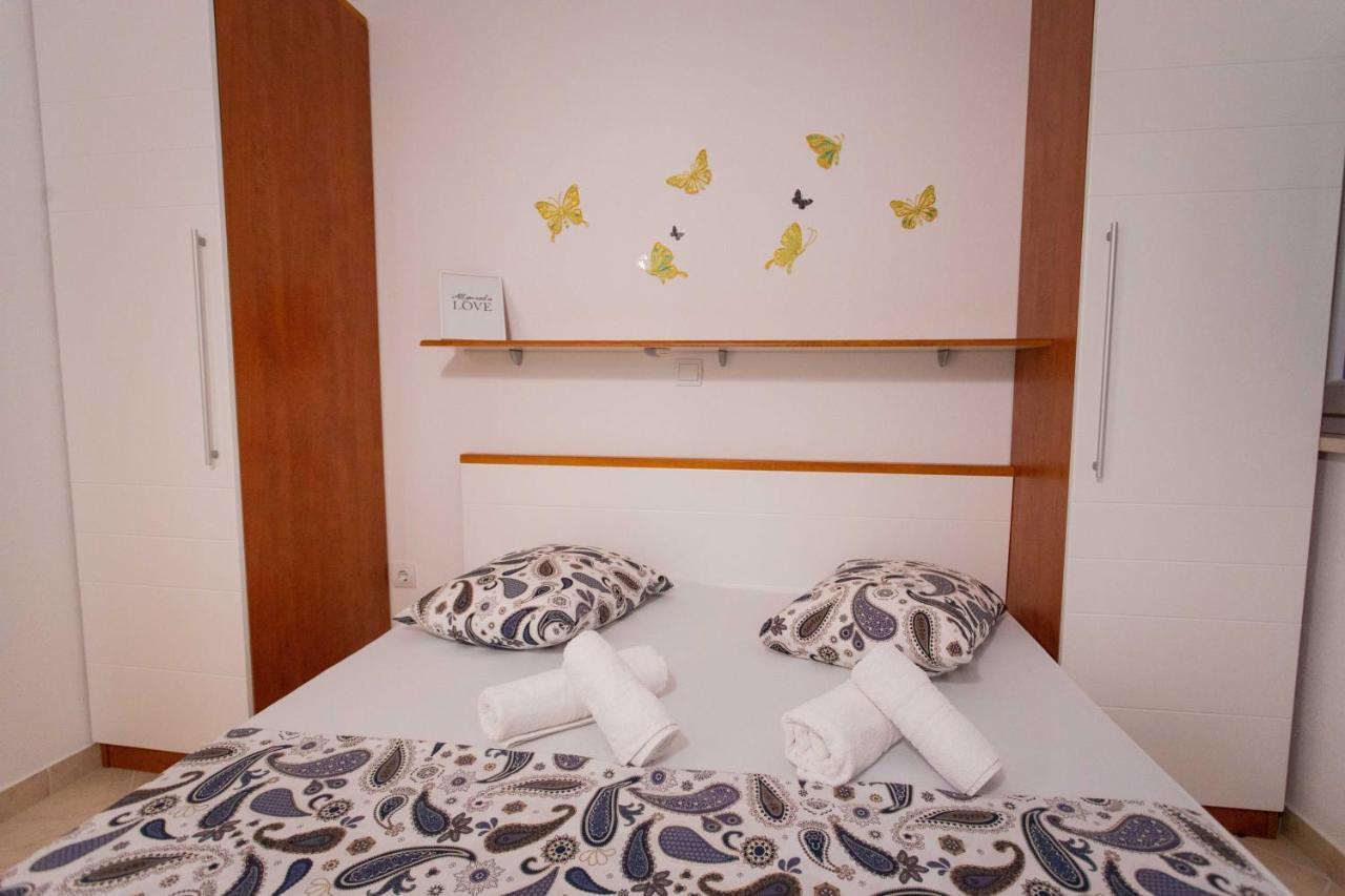 Five Apartment Брела Екстериор снимка