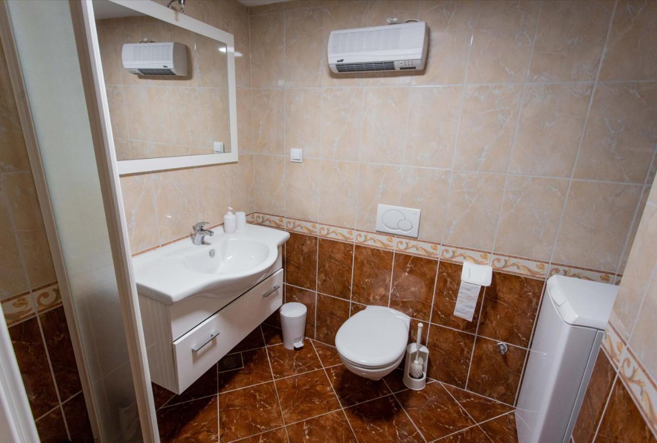 Five Apartment Брела Екстериор снимка